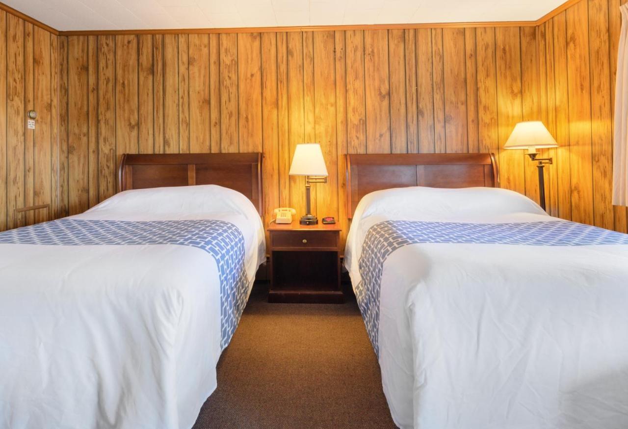 Knob Hill Motor Lodge Hillsville Exteriér fotografie