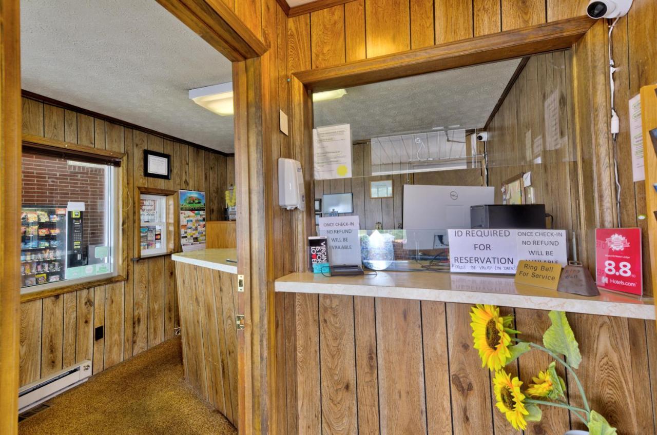 Knob Hill Motor Lodge Hillsville Exteriér fotografie